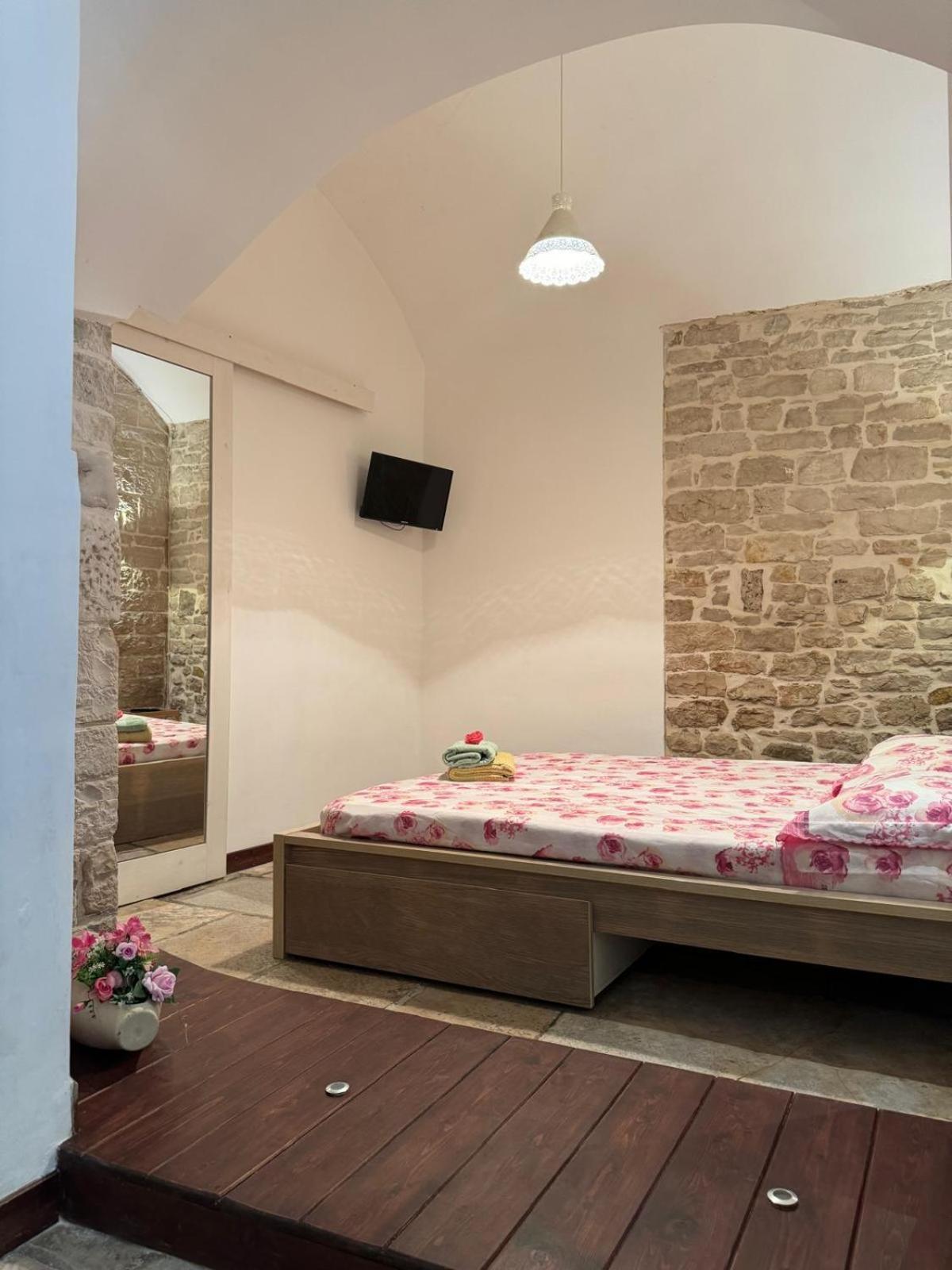 La Cattedrale Apartment บิสเชลเย ภายนอก รูปภาพ